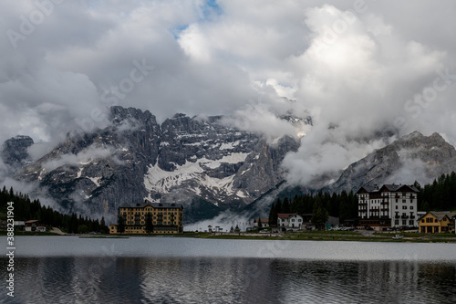 Morgenstimmung - Sorapiss Gruppe - Misurinasee
 photo