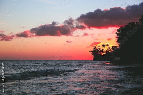 Sunset at Diamond Head Beach Park, Honolulu, Oahu, Hawaii