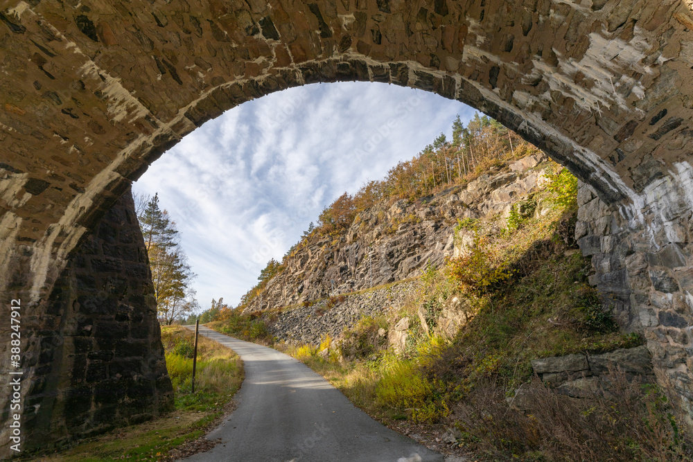 Obraz premium old stone bridge