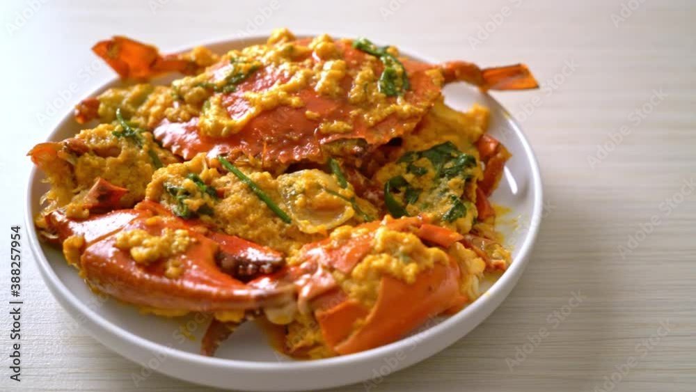 Stir Fried Crab with Curry Powder - Seafood Style Stir Fried Crab with Curry Powder - Seafood Style