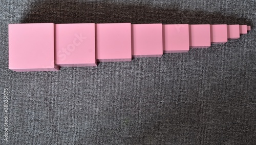 montessori pink tower