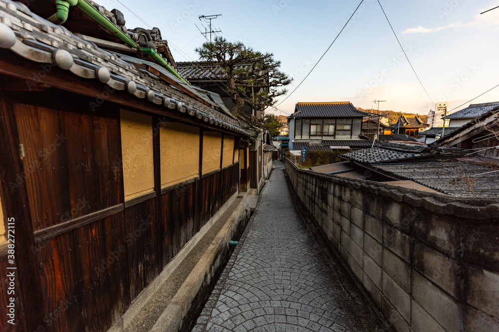 迷路のような道路