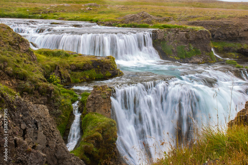 Fototapeta Naklejka Na Ścianę i Meble -  Iceland waterfalls