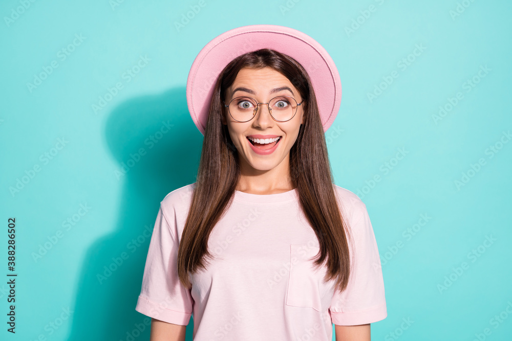 Photo of astonished positive lady feel shout wear summer time outfit isolated over turquoise color background Photo of astonished positive lady feel shout wear summer time outfit isolated over turquoise color background