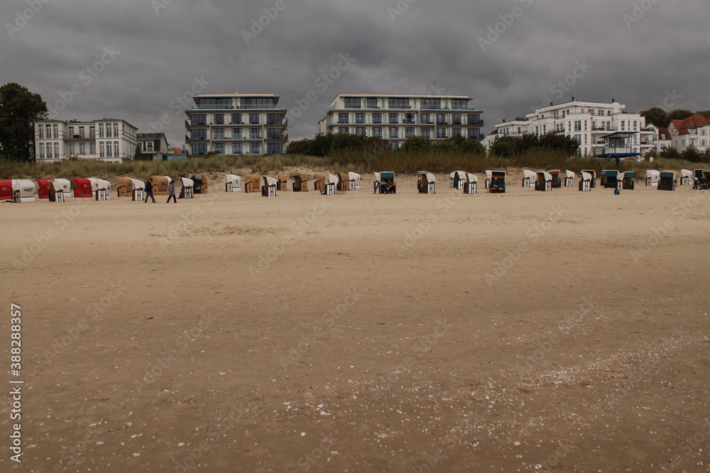 Fototapeta premium Seebad Bansin; Teilansicht vom Strand