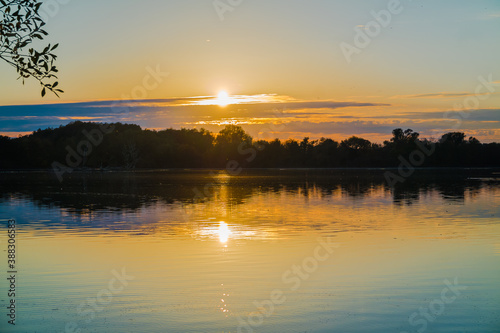  Sonnenuntergang am Koldinger Seen. Hannover Laatzen Germany.