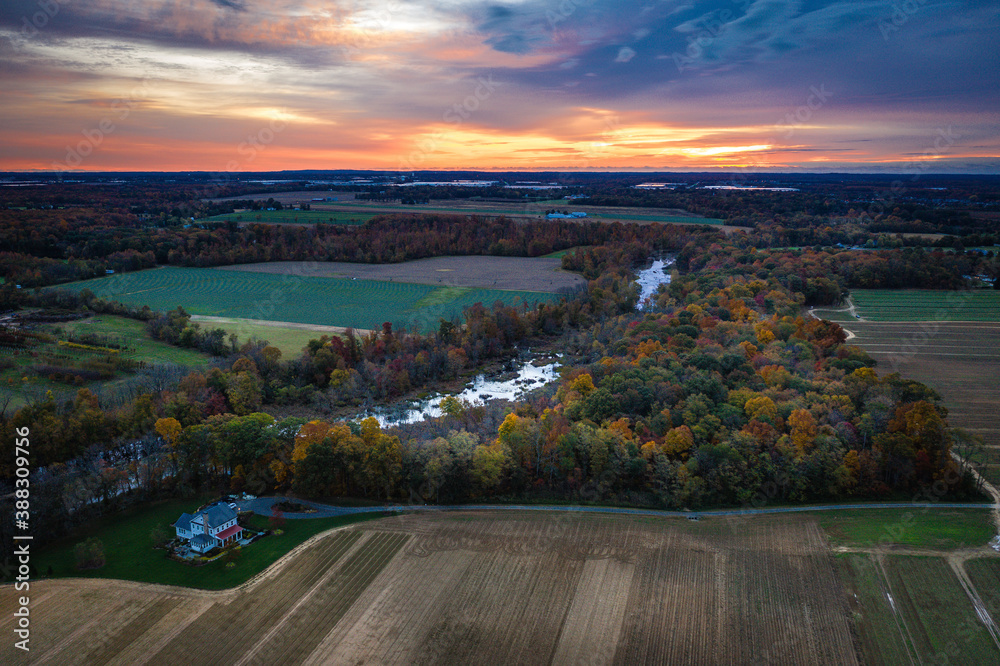 Obraz premium Drone Sunrise in Plainsboro Princeton New Jersey