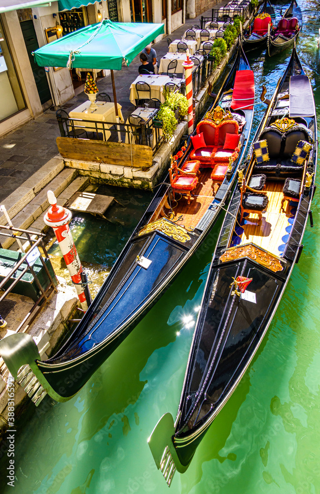 Obraz premium typical old gondola in venice