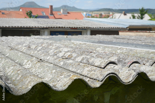 Quadro su tela Old asbestos roofing
