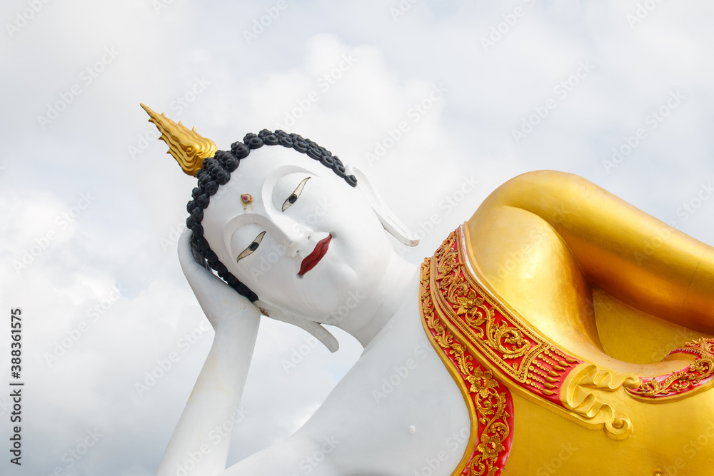 Big buddha in Wat Phra That Doi Kham (Temple of the Golden Mountain)