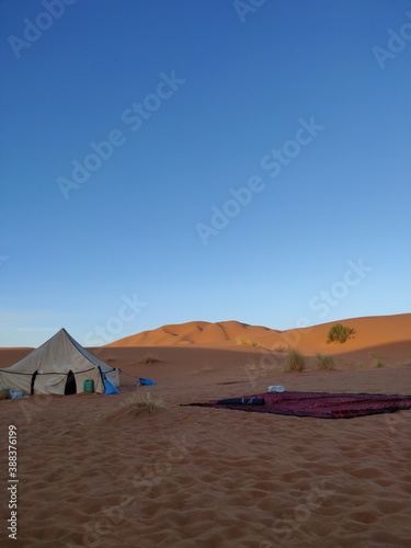 Zelt in der Wüste von Marokko © Andrin