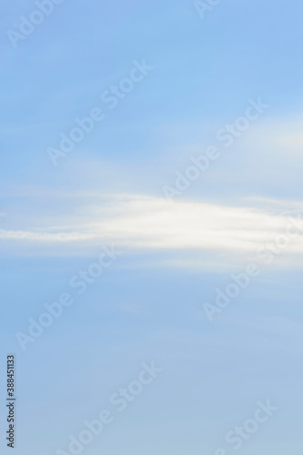 Plakat w ramie 秋の空のうすい雲