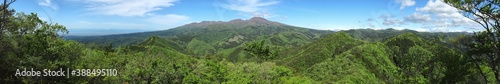 群馬県・栗生山からの展望 ～日本百名山赤城山を眺める～ (パノラマ)