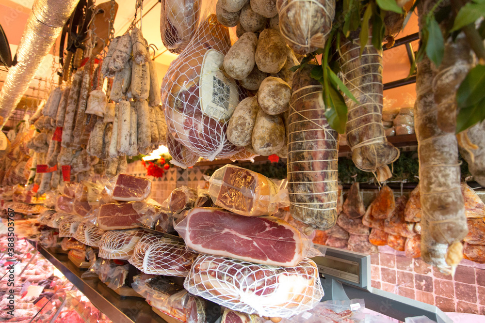 Fototapeta premium exhibition of all types of hams and sausages