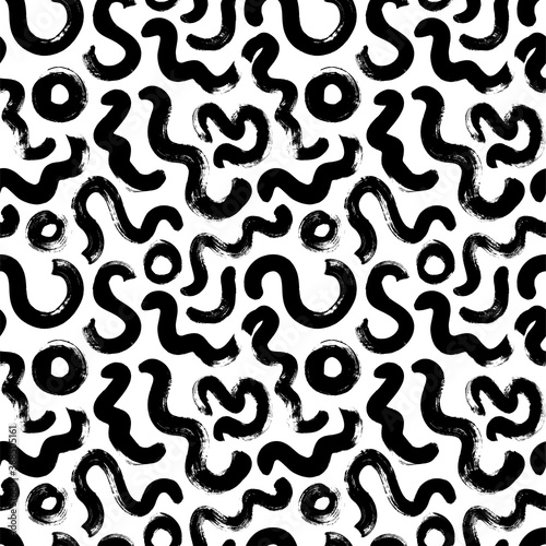 Organic irregular circular lines vector seamless pattern. Hand drawn black and white organic shapes texture with circles. Biological grunge squiggle lines, dots. Abstract wavy brushstrokes. 