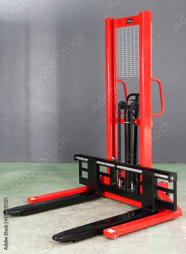 stacker forklift