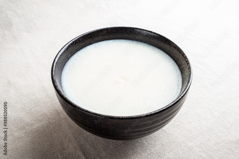 A bowl of solidified lard A bowl of solidified lard