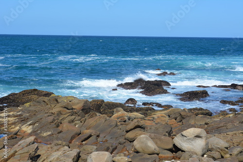 waves and rocks © Ian