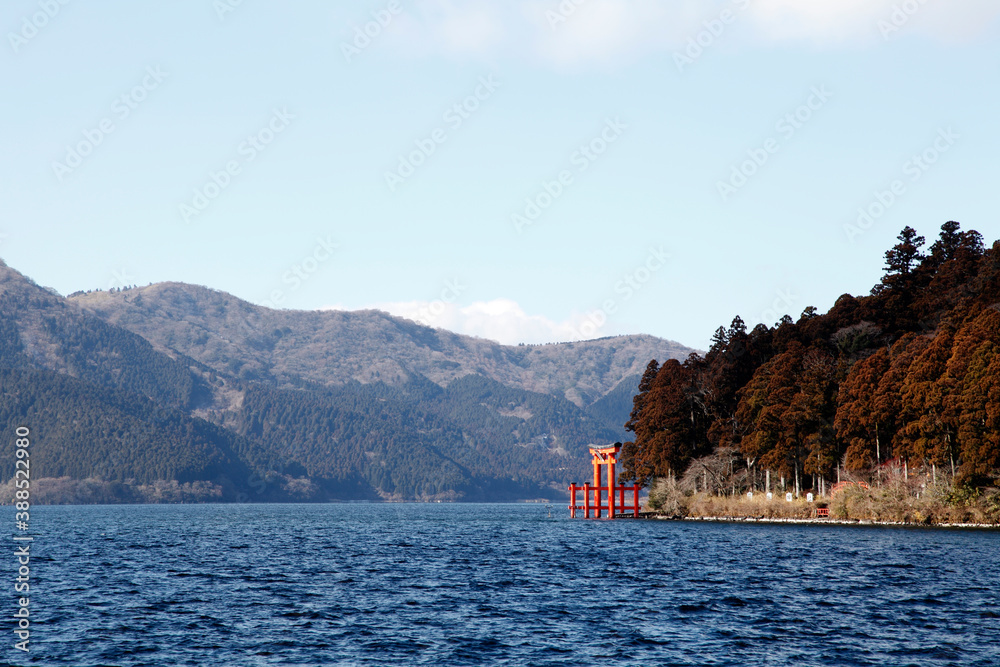 芦ノ湖と箱根神社