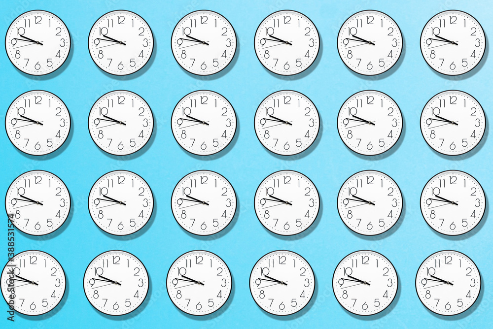 set of clocks set of clocks