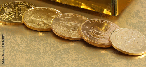 Lingot et pièces d’or de différents pays 