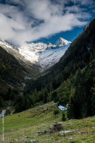 Pointe d'Orny in autumn in Vallée du Trient