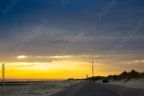 Sonnenuntergang über dem Südstrand, Borkum, Ostfriesische Insel, Ostfriesland, Niedersachsen, Deutschland