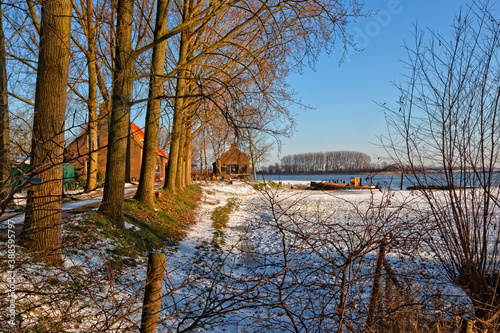 When it's winter time and all the lakes are frozen © hollandfotograaf