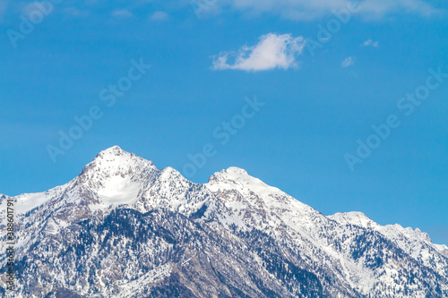 The Wasatch (Uinta) mountain range located along the east side of the Salt Lake valley (Utah). This peak is called Twin Peaks. © LUGOSTOCK