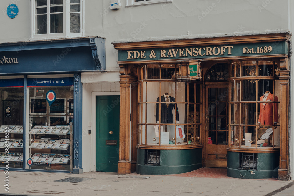 Oxford Uk August 04 Exterior Of Closed Ede Ravenscroft Shop In Oxford Uk Stock Photo Adobe Stock