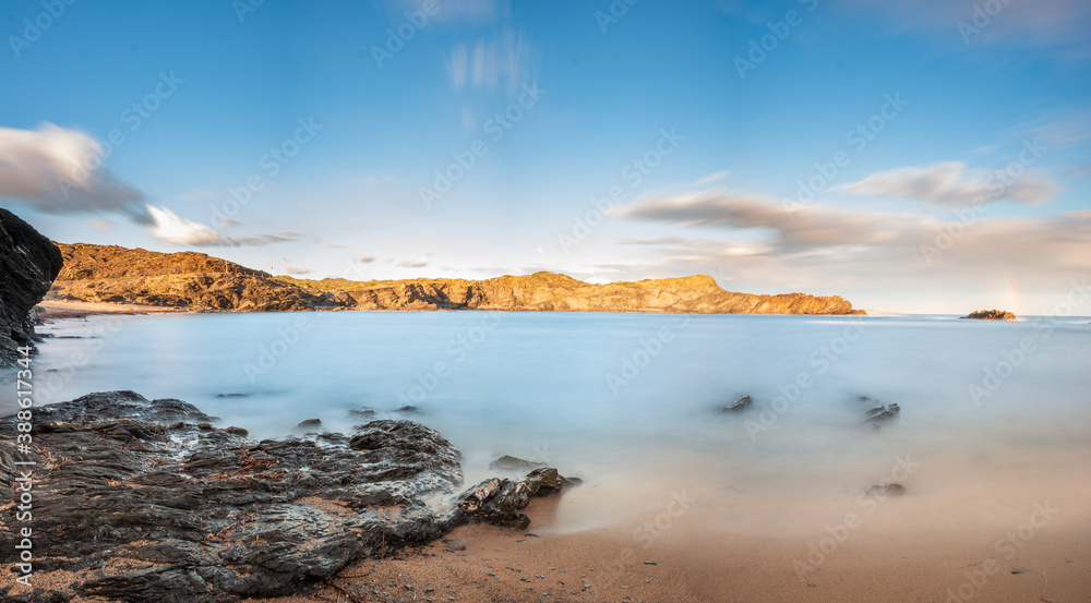 Playa de la zona de Favaritx en el cami de Cavalls en Menorca