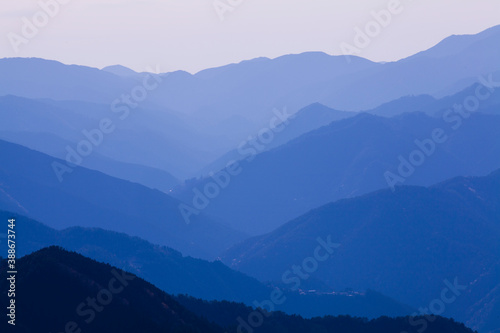 玉置神社から見た山々の風景