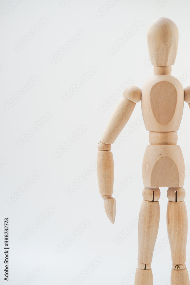 木製の人形のイメージ 木製の人形のイメージ