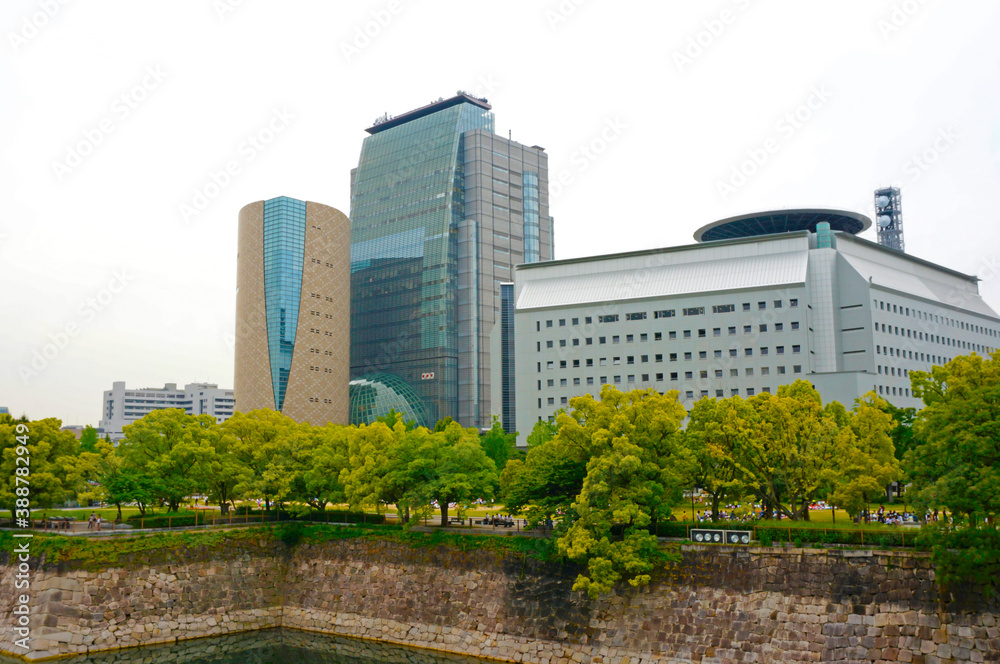 Fototapeta premium NHK,大阪放送局と大阪府警察本部