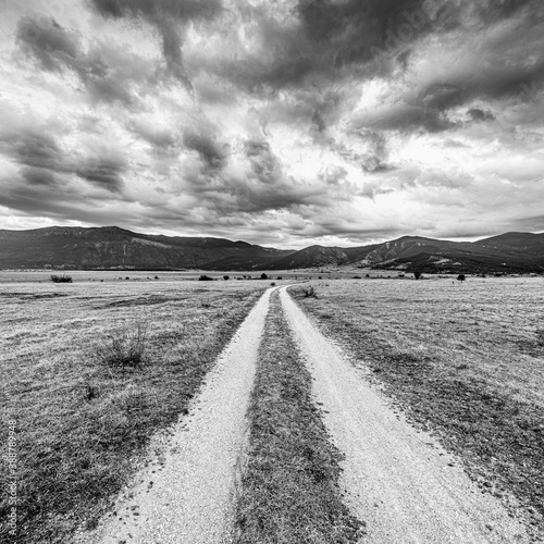 road in the desert © YONG SOK KIM