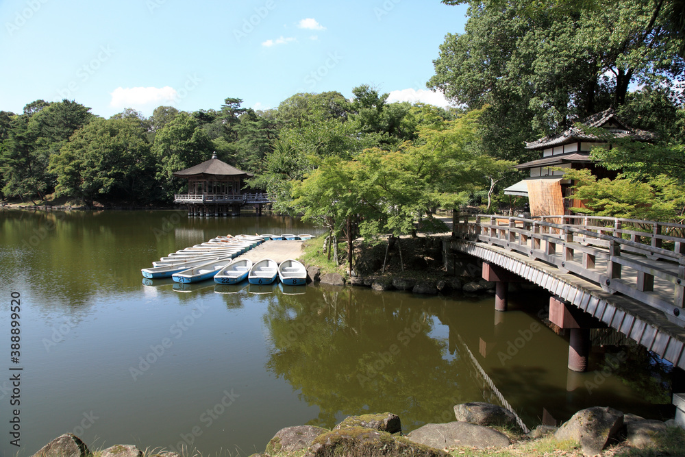 奈良公園浮御堂
