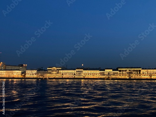 Obraz na płótnie Embankment of the Neva river w salonie