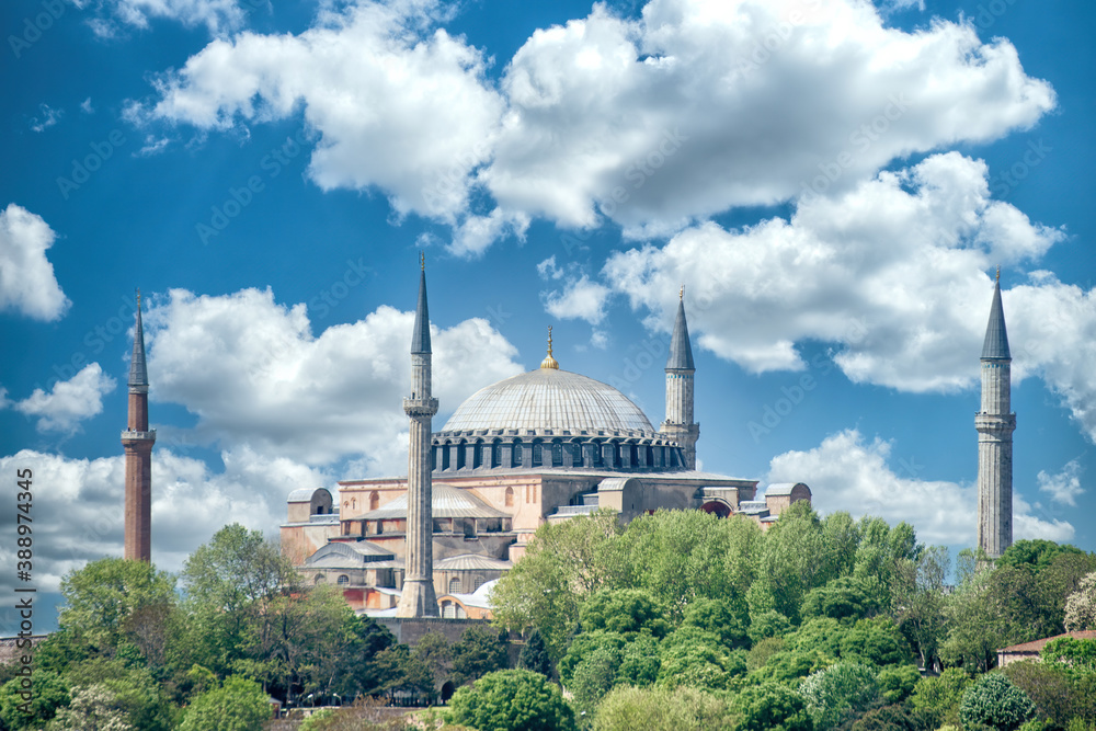 Fototapeta premium Hagia Sophia With Blue Sky And Clouds, Istanbul, Turkey