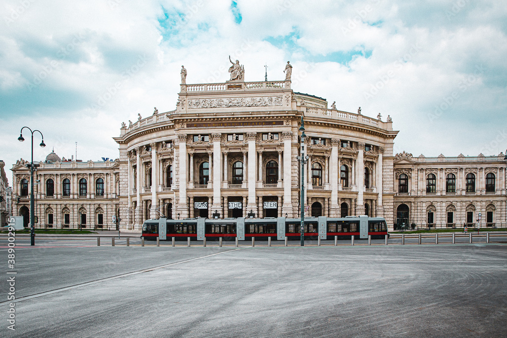 Burgtheater Wien während des COVID-19 Lockdowns