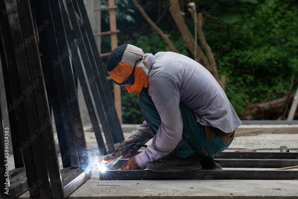 Welding steel Welding steel