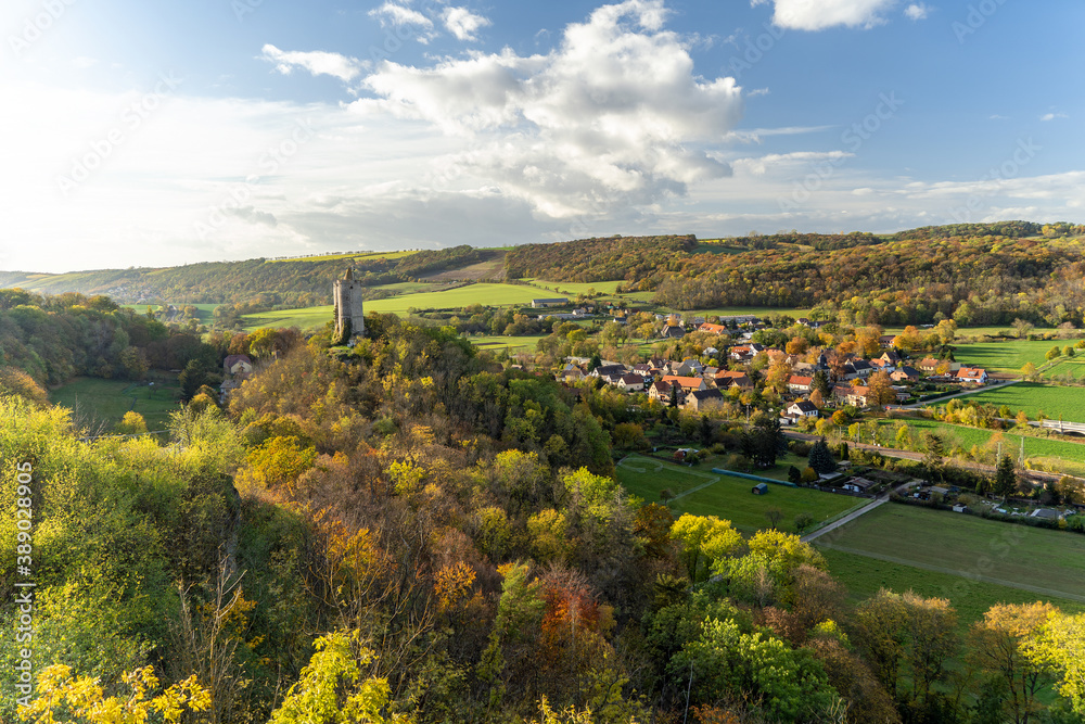 Burg Saaleck über der Saale