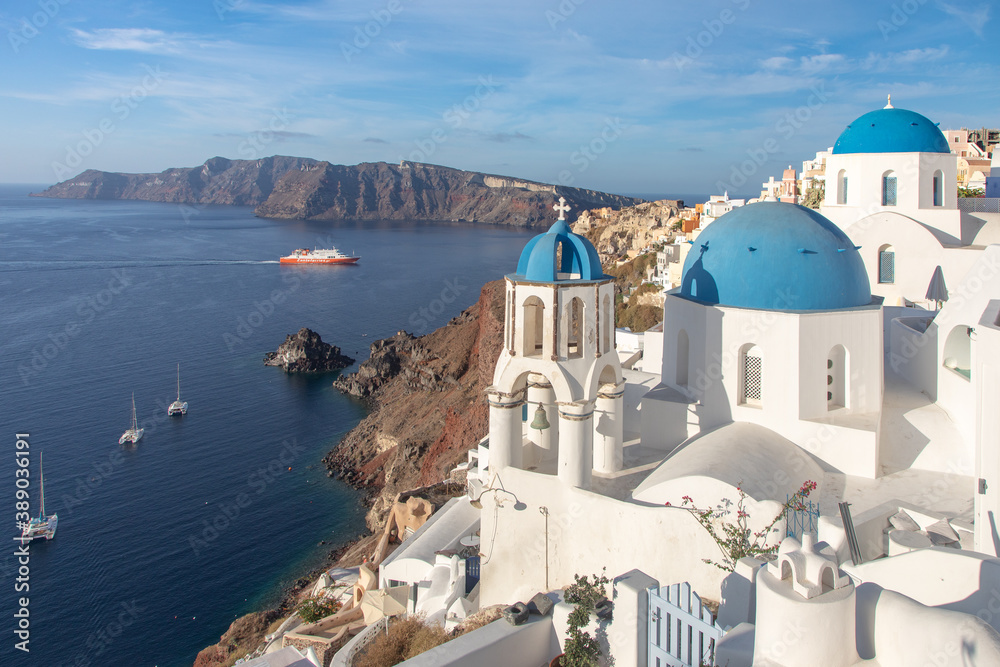 Naklejka premium Grèce, Les Cyclades, île de Santorin (Thera ou Thira), village d'Oia