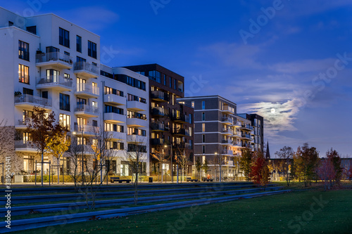 Neubau Gebiet Hamburg Mitte Altona abends entzerrt photo