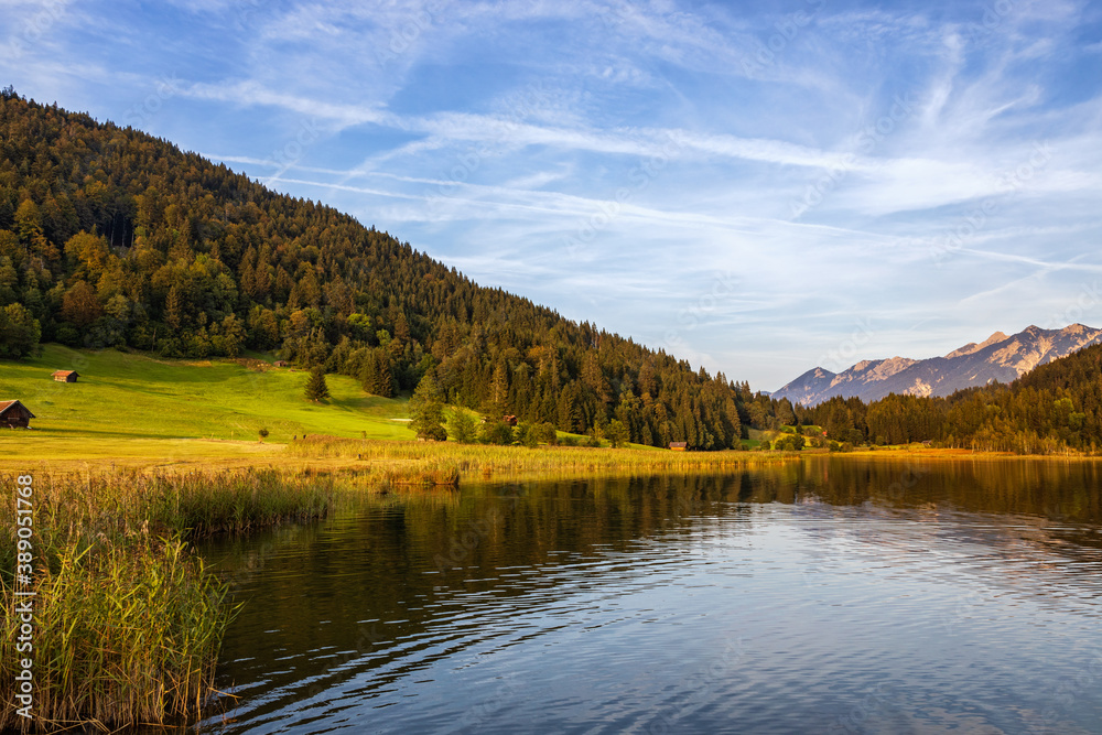 Naklejka premium Majestic Lakes - Geroldsee