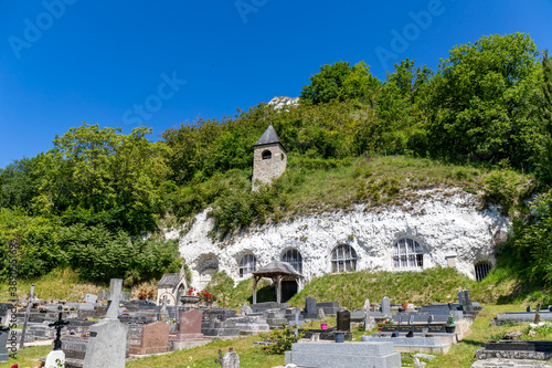 Photo The troglodytic church of Haute-Isle, Val d'Oise, France
