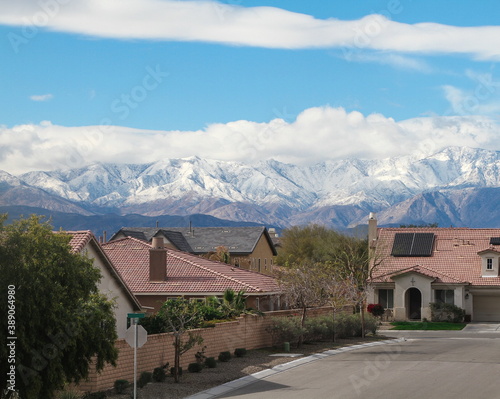 HOUSE WITH MOUNTAIN SNOW