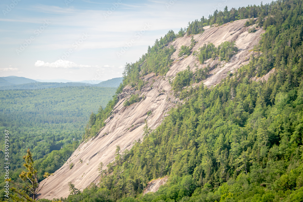 A rocky ledge near North Conway, NH