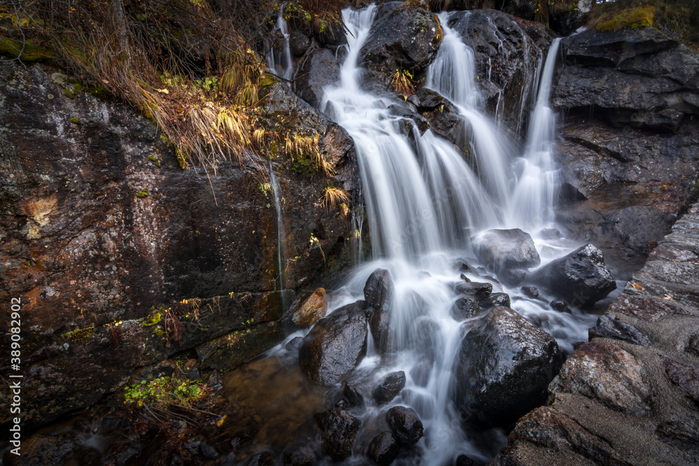 Fototapeta premium Pose longue cascade Ariège - Occitanie - France