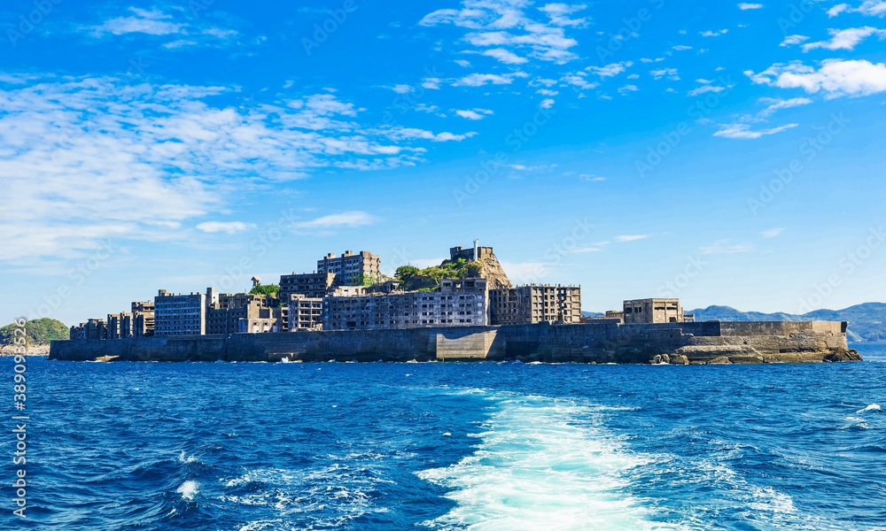 世界遺産 軍艦島 全景