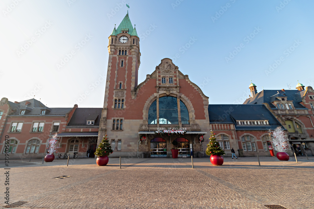 Obraz premium Railway station (Gare de Colmar), is a railway station located in Colmar, Alsace, France. The same design was used in the construction of Gdansk's principal railway station in Poland.